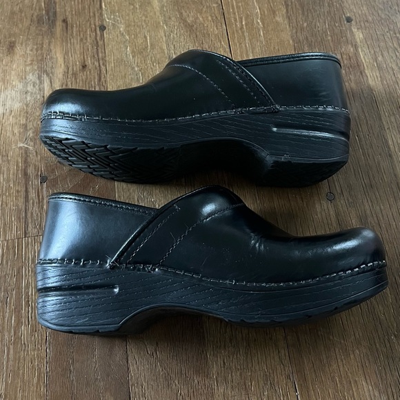 Black Dansko clog 36 - Picture 1 of 5